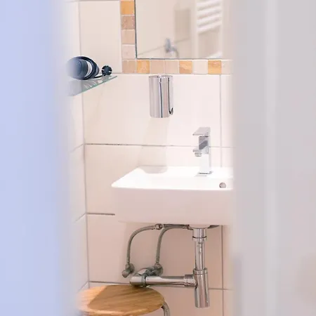 Guest house Hotel-pension Mandy 4*